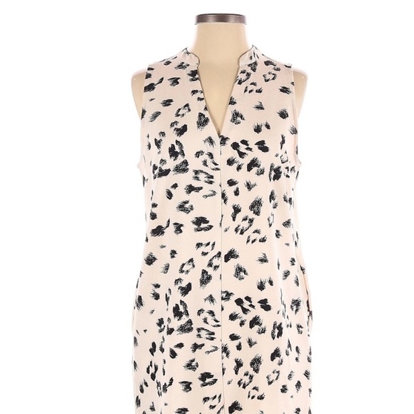 Lush Tops - Lush Sleeveless Women’s Top with Pockets